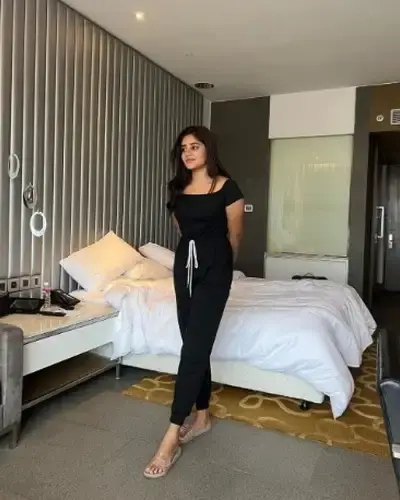Call Girls Chhattarpur Cash On Delivery